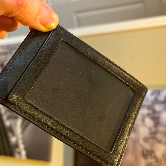 Auth Preloved Men’s Cooper Michael Kors Red and Gray Coated canvas Card Holder - Picture 2 of 3